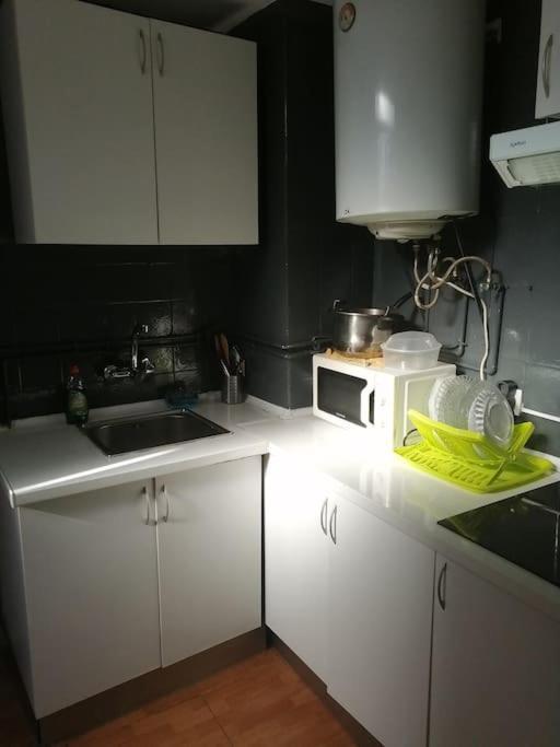Apartamento Hotel Montana Lavapies Madryt Zewnętrze zdjęcie