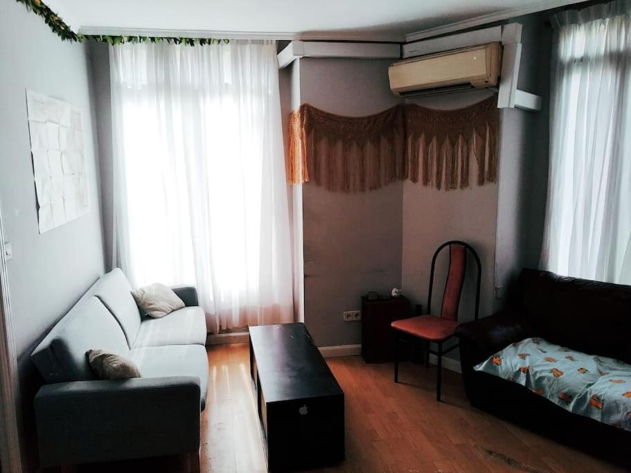Apartamento Hotel Montana Lavapies Madryt Zewnętrze zdjęcie