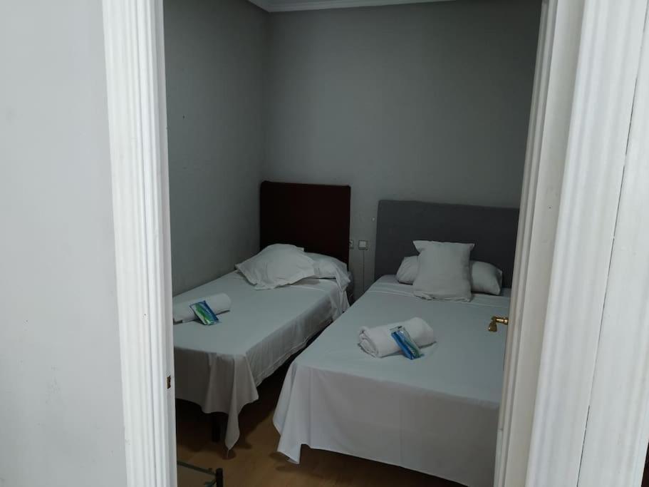 Apartamento Hotel Montana Lavapies Madryt Zewnętrze zdjęcie